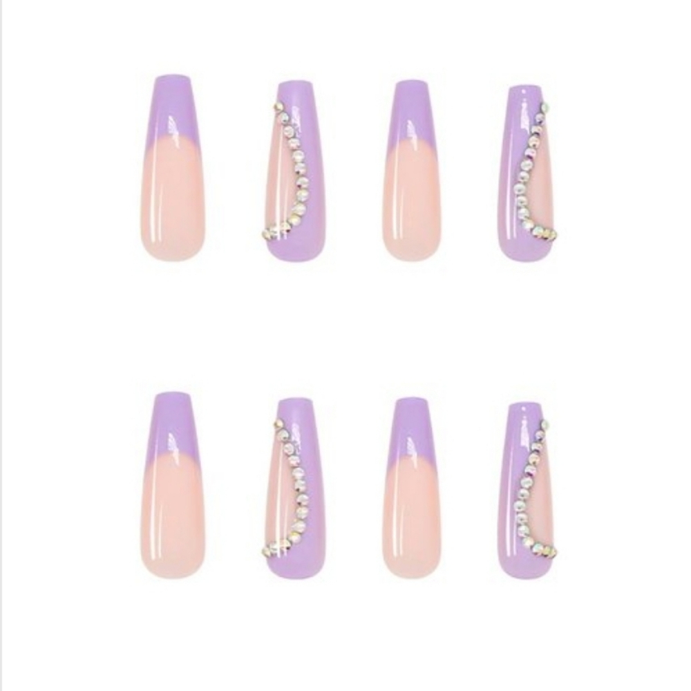Press on Nails - Picture 2 of 3